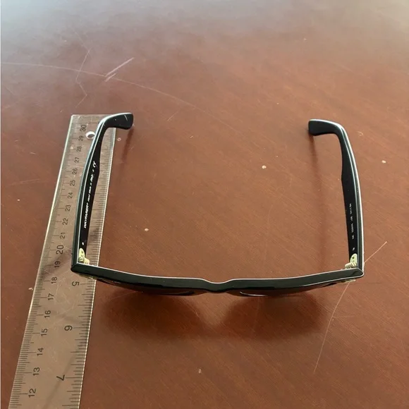 Ray-Ban Classic Black Sunglasses made in Italy - Picture 12 of 13